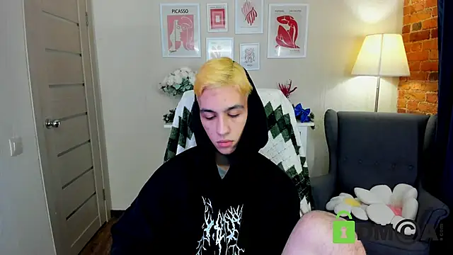 Ul Tima online show from December 27, 9:32 pm