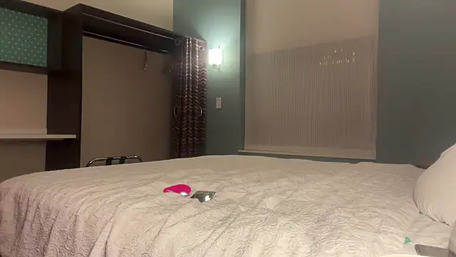 londonsfantasy online show from September 25, 4:49 am