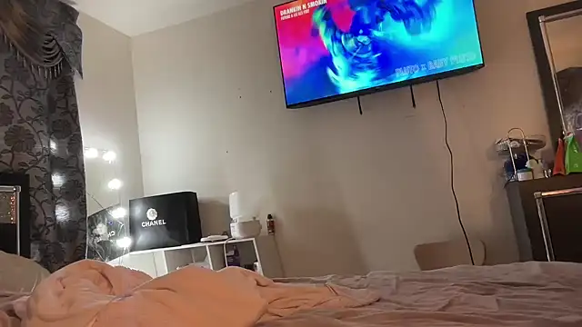 londonsfantasy online show from December 15, 9:30 pm