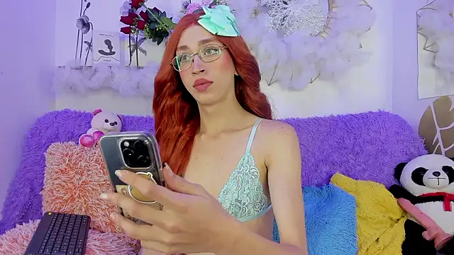 Snapshot of Ariadna_Evangeline chatting on March 19, 6:06 am Ariadna Evangeline online show from March 19, 6:06 am