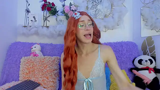 Snapshot of Ariadna_Evangeline chatting on April 14, 5:46 am Ariadna Evangeline online show from April 14, 5:46 am