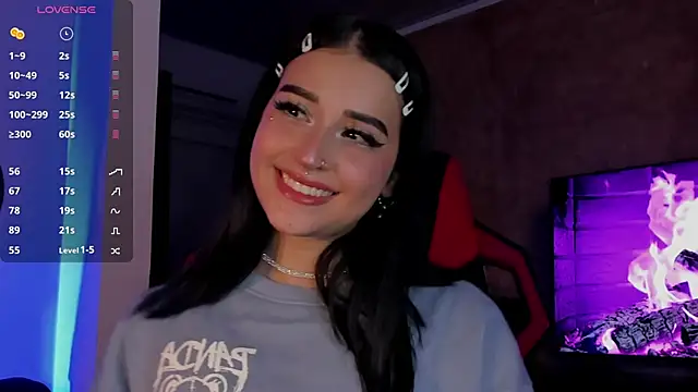 Charlotte greys online show from January 7, 11:45 pm