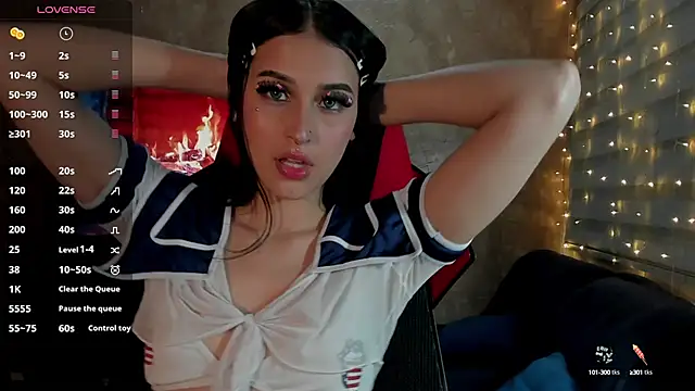 Charlotte greys online show from March 7, 11:27 pm