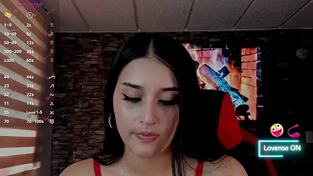 Snapshot of Charlotte_greys chatting on March 26, 8:58 pm Charlotte greys online show from March 26, 8:58 pm