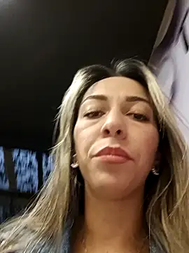 Snapshot of rachellboom chatting on January 22, 11:10 pm rachellboom online show from January 22, 11:10 pm