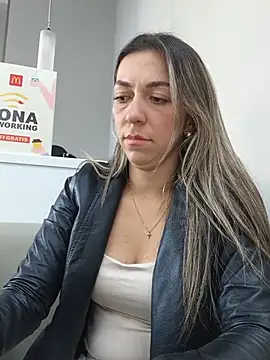 rachellboom online show from June 11, 10:30 pm