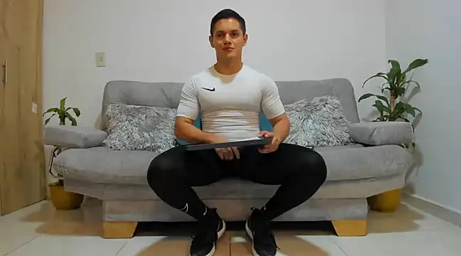 julian wallace online show from December 10, 12:17 am