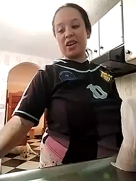 Snapshot of you-sexy-star chatting on January 13, 4:30 pm you-sexy-star online show from January 13, 4:30 pm