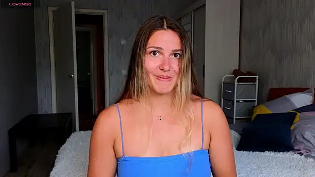 Snapshot of sophia_euphoriaa chatting on July 8, 9:36 am sophia euphoriaa online show from July 8, 9:36 am