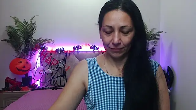 LiluGrants online show from October 19, 6:08 pm