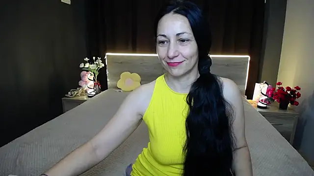 LiluGrants online show from November 18, 7:07 pm