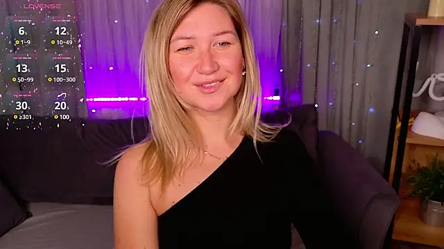 MilaBott online show from February 1, 3:39 pm