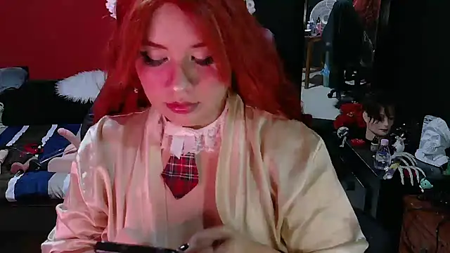 Snapshot of MaggaCass chatting on March 8, 4:34 am MaggaCass online show from March 8, 4:34 am