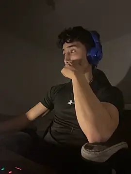 gojo satoru 18 online show from November 12, 6:25 am