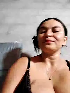 Horny-Mommy-Dirty online show from February 13, 8:13 pm