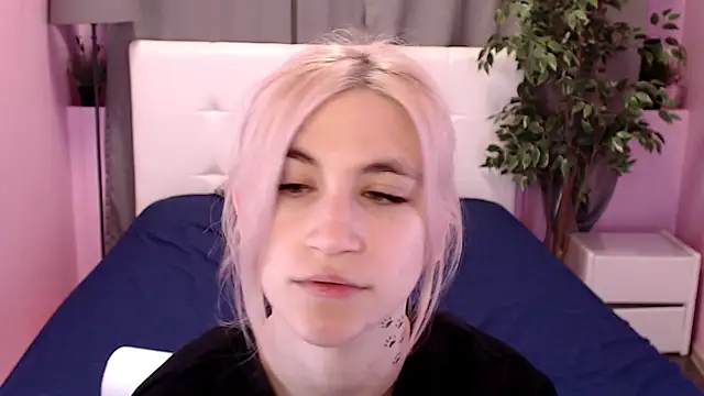 Moon13152 online show from March 22, 3:42 pm