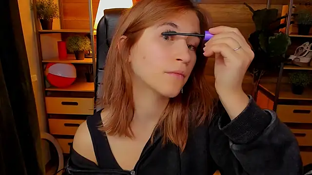 Moon13152 online show from September 26, 8:57 pm