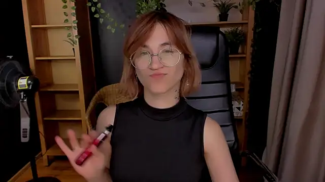 Moon13152 online show from October 21, 4:08 pm