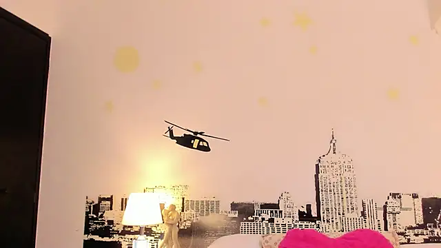 Ariana Lu online show from December 27, 9:39 am