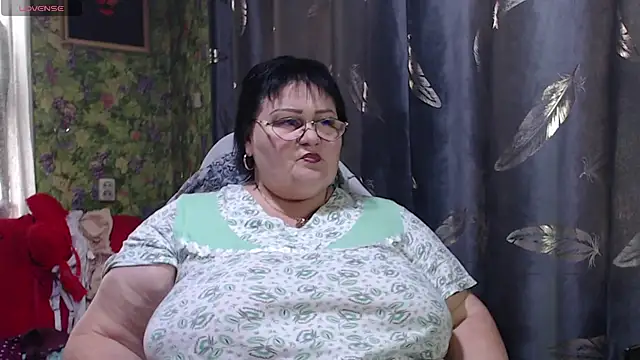 Snapshot of Goddess57 chatting on October 24, 8:55 am Goddess57 online show from October 24, 8:55 am