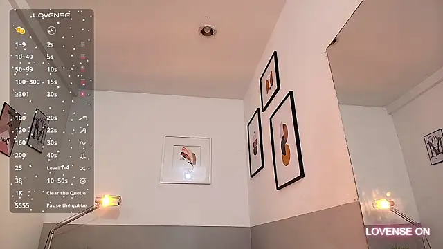 Beautifulskinny18 online show from December 10, 8:49 pm