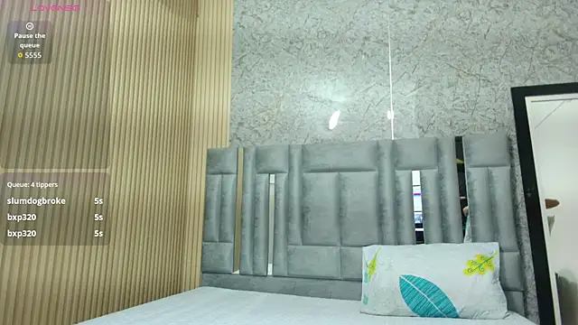 Beautifulskinny18 online show from February 9, 8:02 pm