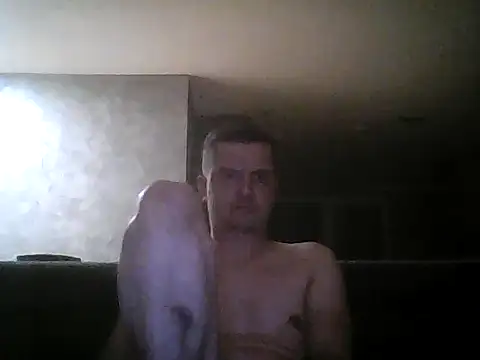 Snapshot of FallingAnswer56 chatting on March 28, 5:34 pm FallingAnswer56 online show from March 28, 5:34 pm