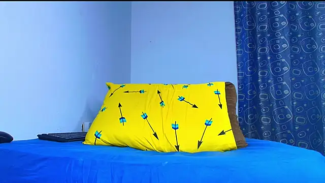 Thomass00 online show from March 12, 3:23 am