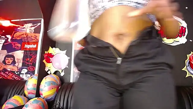 TIFFANYYSTAR online show from December 19, 4:13 pm
