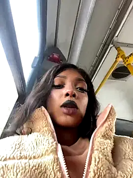 TIFFANYYSTAR online show from October 7, 2:25 pm