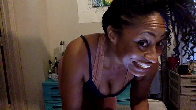 wynterheat online show from March 16, 12:33 pm