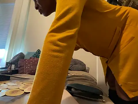 wynterheat online show from October 25, 6:24 pm