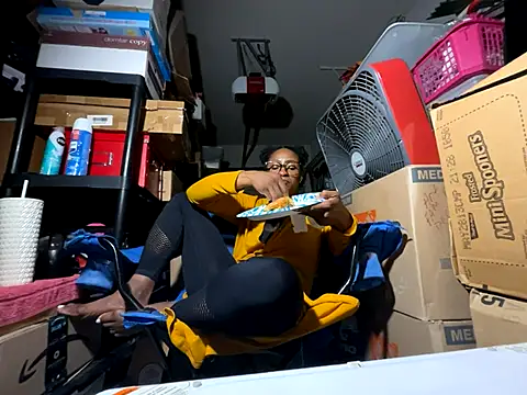 wynterheat online show from October 27, 9:24 am