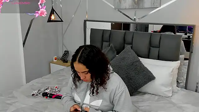 Ayla martinez online show from February 28, 10:28 pm