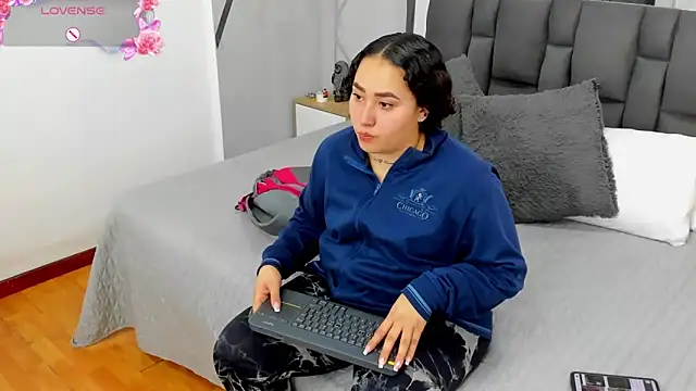 Ayla martinez online show from March 5, 1:52 am