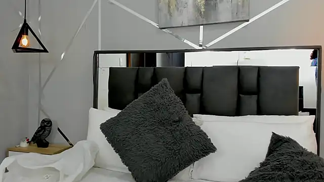 Ayla martinez online show from March 7, 2:25 am