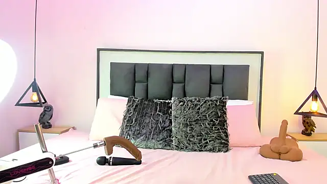 Ayla martinez online show from October 25, 1:57 am