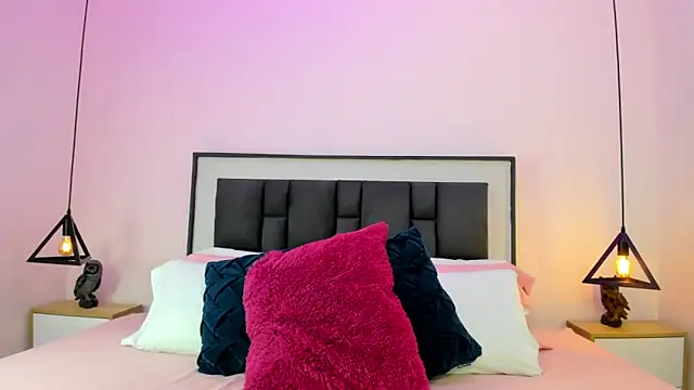 Ayla martinez online show from October 27, 2:04 am