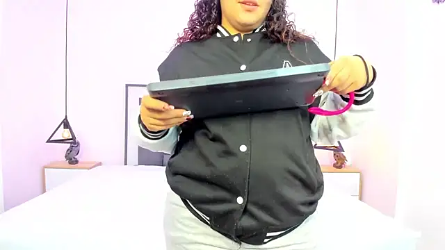 Ayla martinez online show from October 28, 2:15 am