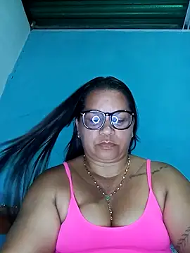 Snapshot of Sikiu_40 chatting on April 15, 2:29 am Sikiu 40 online show from April 15, 2:29 am