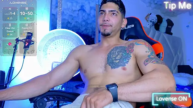 Rich boy01 online show from October 11, 12:58 pm