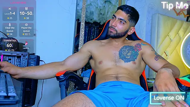 Rich boy01 online show from January 14, 6:35 pm