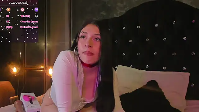 Snapshot of Zowi_Hottiee chatting on September 30, 2:27 am Zowi Hottiee online show from September 30, 2:27 am