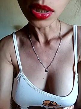 Snapshot of Nandasant09 chatting on February 23, 4:24 pm Nandasant09 online show from February 23, 4:24 pm