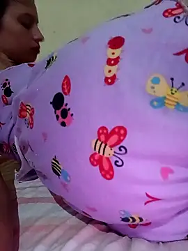 Snapshot of Nandasant09 chatting on March 18, 11:42 pm Nandasant09 online show from March 18, 11:42 pm