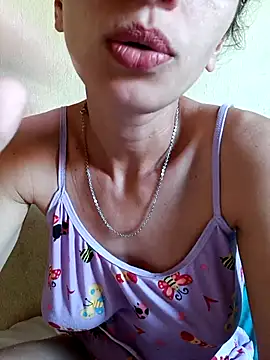 Snapshot of Nandasant09 chatting on September 15, 4:07 pm Nandasant09 online show from September 15, 4:07 pm