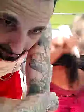 Snapshot of Casaltesudex chatting on February 3, 9:18 pm Casaltesudex online show from February 3, 9:18 pm