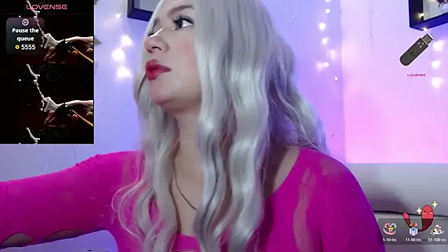 Snapshot of Sweet_Feeling chatting on November 20, 9:31 am Sweet Feeling online show from November 20, 9:31 am