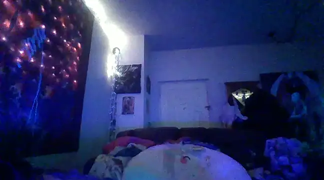 Snapshot of fantasymade69 chatting on February 3, 5:29 am fantasymade69 online show from February 3, 5:29 am