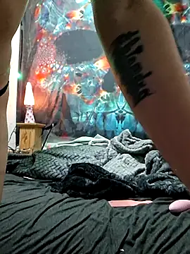 Snapshot of fantasymade69 chatting on October 12, 1:43 pm fantasymade69 online show from October 12, 1:43 pm